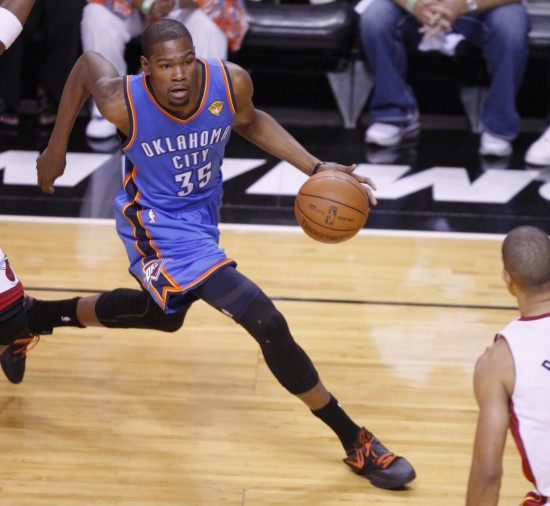 对于赞助 对于赞助