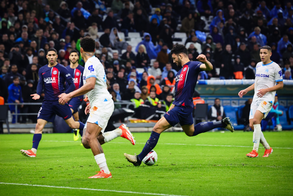 在追打边缘 在追打边缘